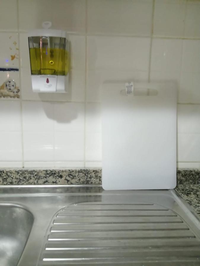 Albarsha 1 Hostel By Phm Dubai Bagian luar foto
